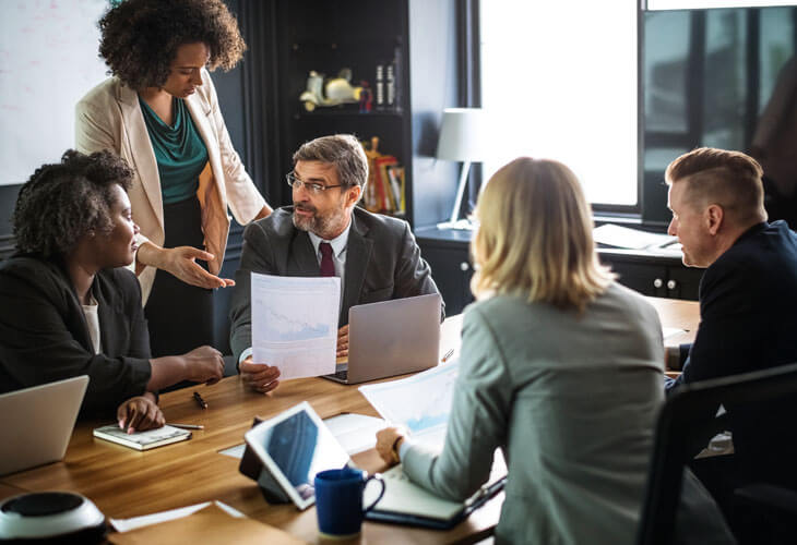 Building web layouts for dual foldable devices